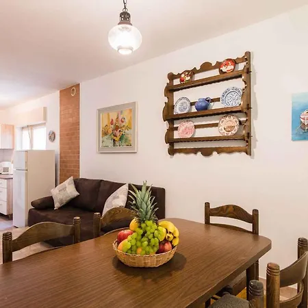 In 41700 Apartment *