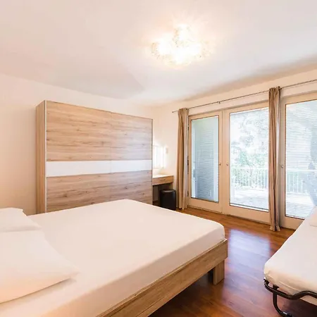 Apartment In 41700 Selce