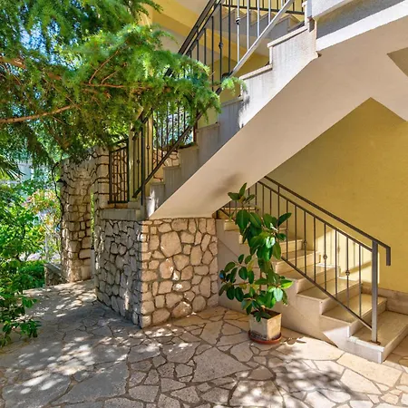 In 41700 * Селце